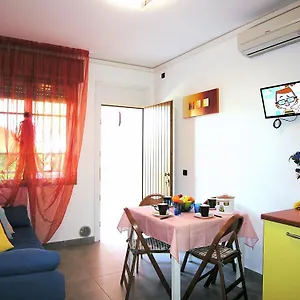 Azzurro Apartment