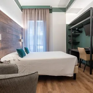Italia 3*, Verona Italia